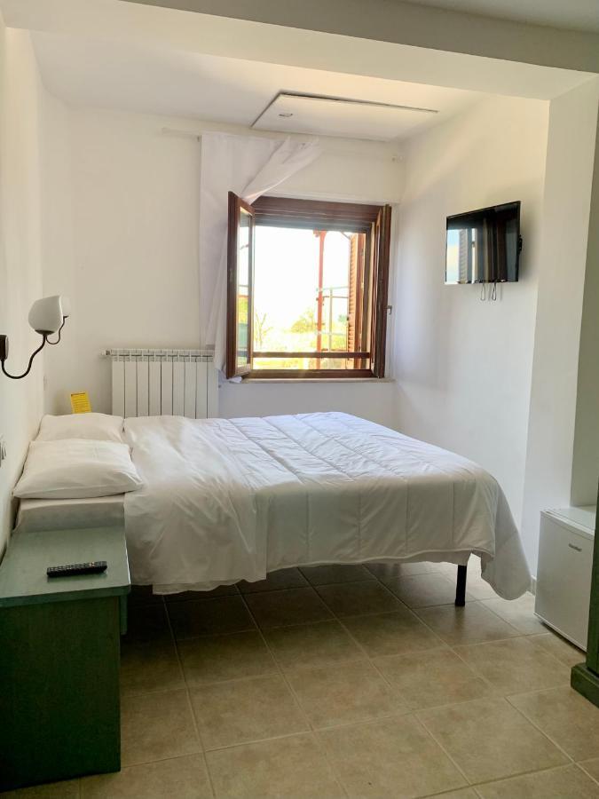 Chiaraluce Country House Massignano Extérieur photo