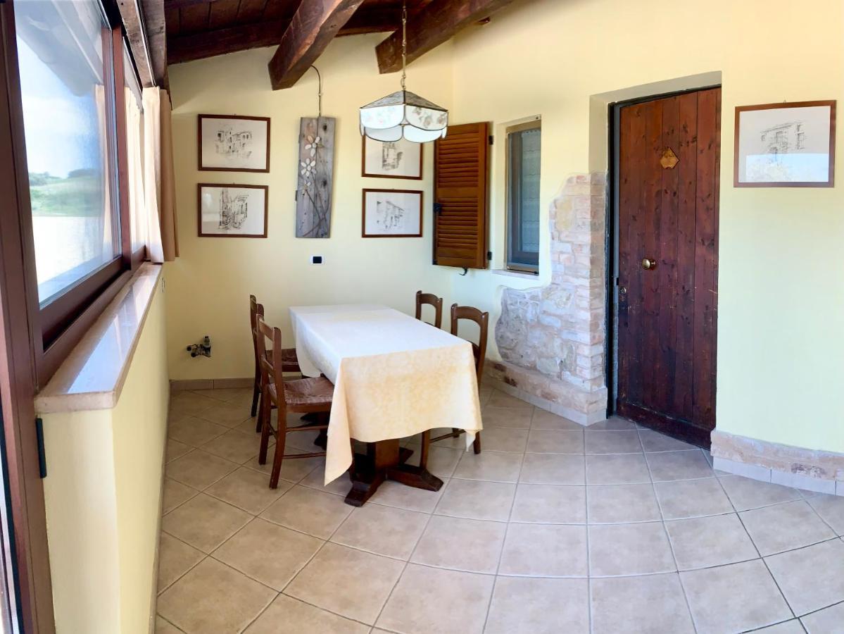 Chiaraluce Country House Massignano Extérieur photo